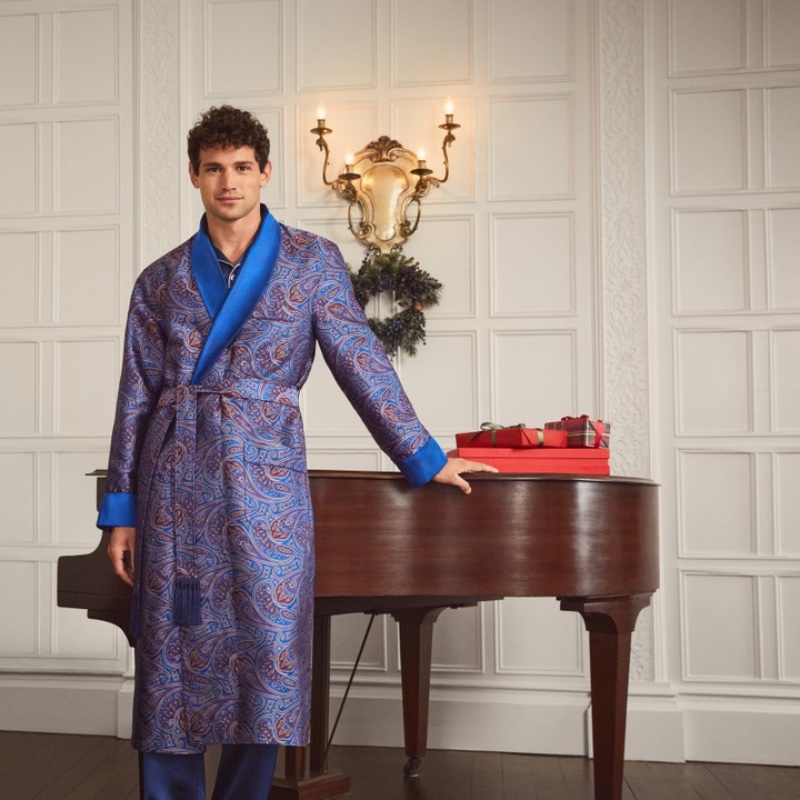 Men's Luxury 100% Cashmere Robe Navy | Derek Rose