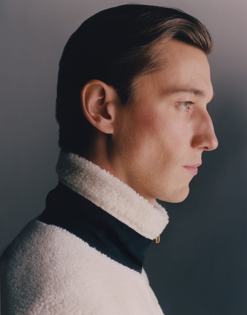 Dunhill enlists model Harvey James as the face of its Archive Deco capsule collection. » Dunhill Revisits Luxe Heritage with Archive Deco Capsule Dunhill enlists model Harvey James as the face of its Archive Deco capsule collection.