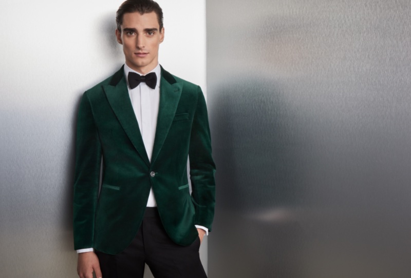 In a rich festive tone, Kane Roberts wears a Jack Victor velvet sport coat in green, with black tuxedo trousers
and a silk ingleside knitted bow tie. » Look Sharp This Season with Jack Victor's Evening Wear In a rich festive tone, Kane Roberts wears a Jack Victor velvet sport coat in green, with black tuxedo trousers
and a silk ingleside knitted bow tie.