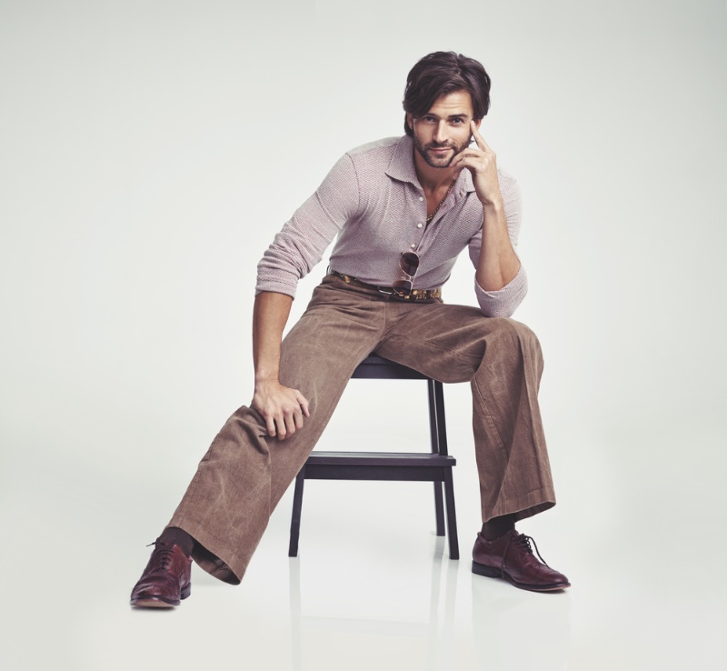 male model wide leg trousers 1970s style