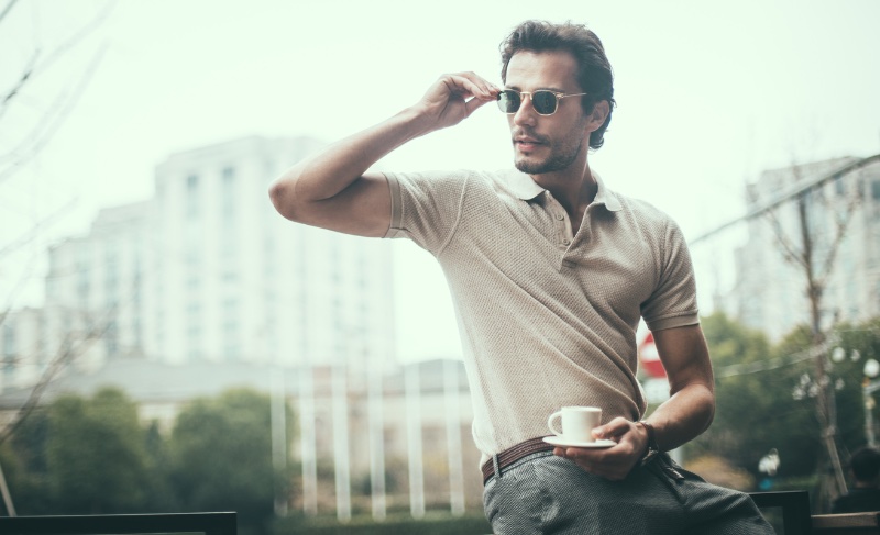man business casual style polo shirt sunglasses trousers » Styling Men’s Business Casual Outfits: Modern Work Staples man business casual style polo shirt sunglasses trousers