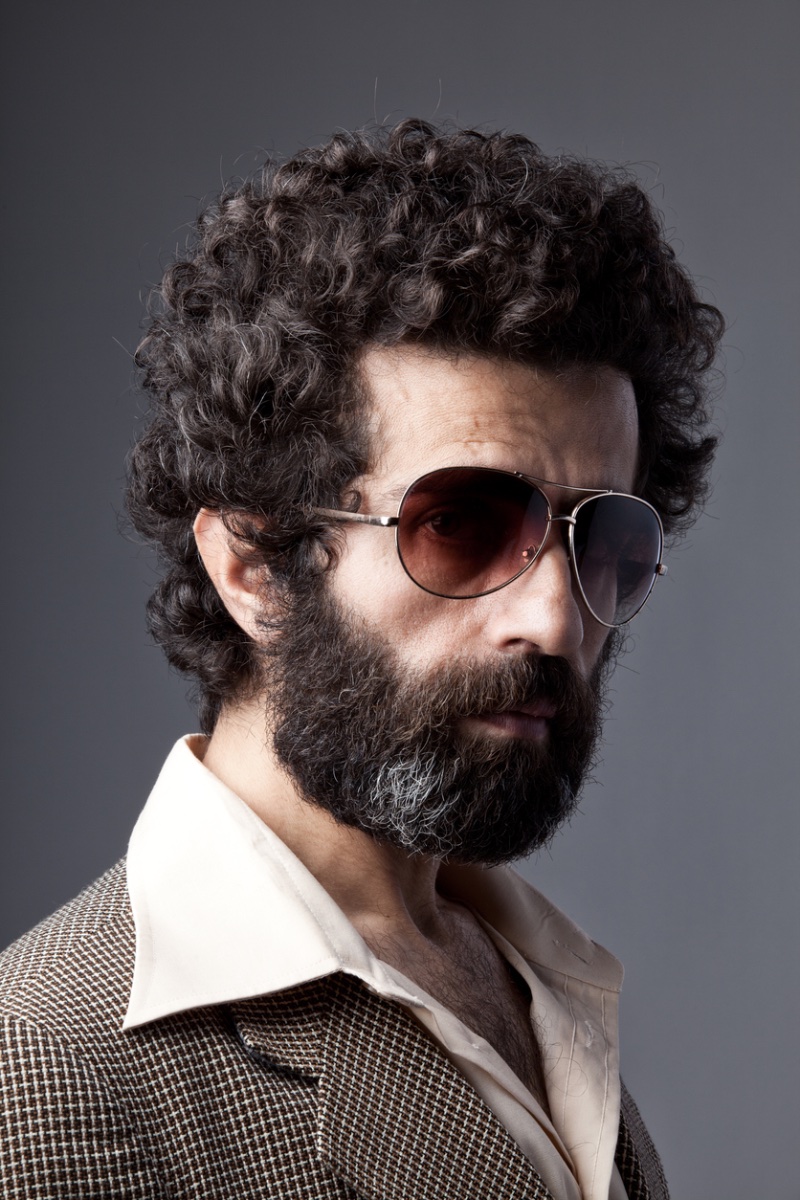 man seventies style sunglasses