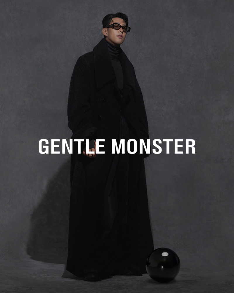 Footballer Son Heung Min connects with Gentle Monster to showcase its new BOLD collection. » Son Heung Min Makes a BOLD Statement in Gentle Monster Footballer Son Heung Min connects with Gentle Monster to showcase its new BOLD collection.
