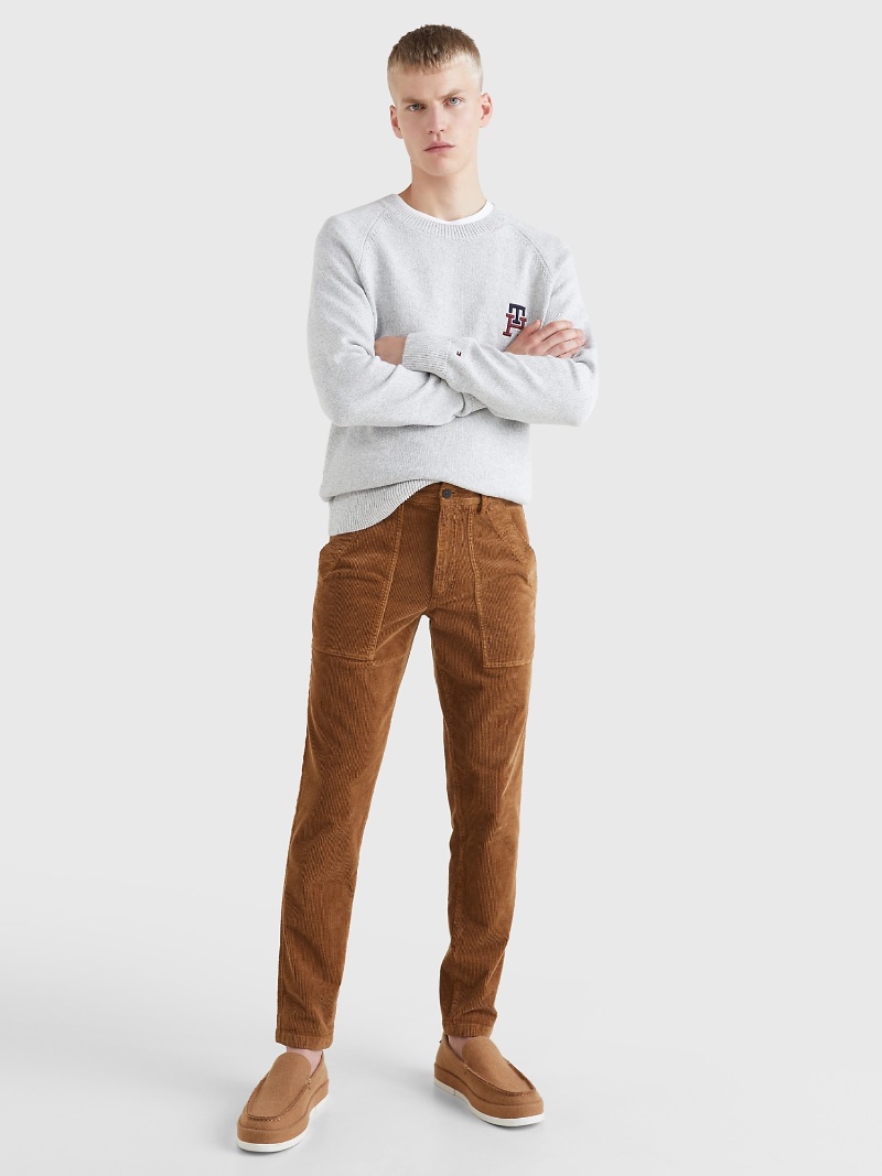 Check styling ideas for「Corduroy Slim Flared Pants」| UNIQLO US