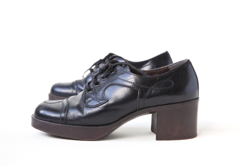 mens leather platform shoe 1970s
