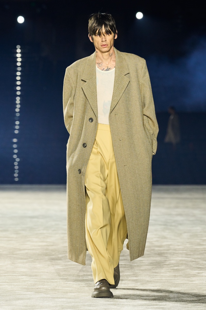 AMI Paris Men Fall Winter 2023 Collection Runway 003