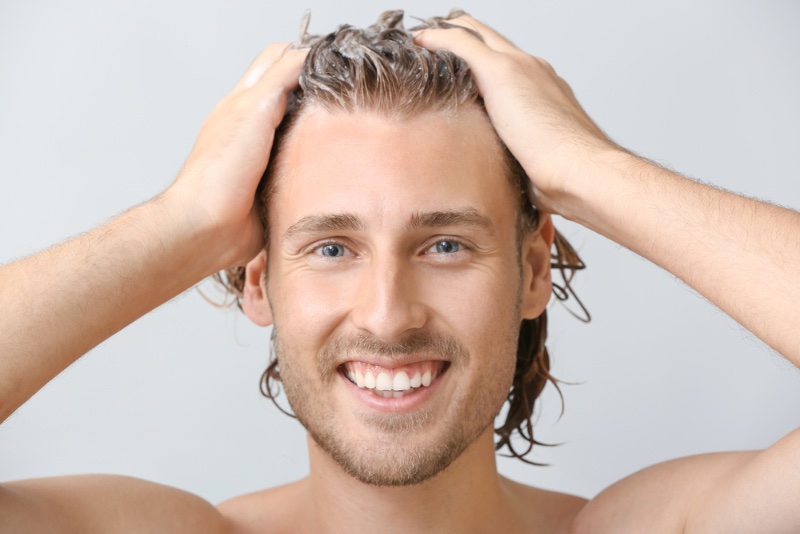 Best Shampoos for Men's Curly Hair