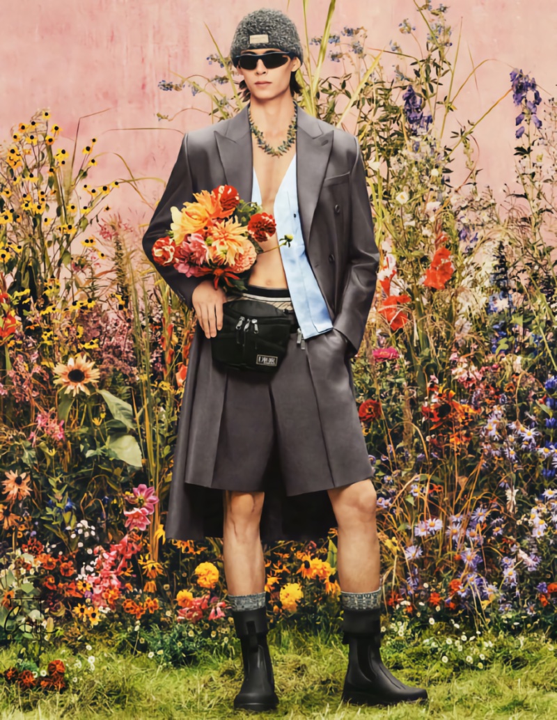 Yang Hao embraces gray tailoring as the star of Dior Men's spring 2023 campaign.