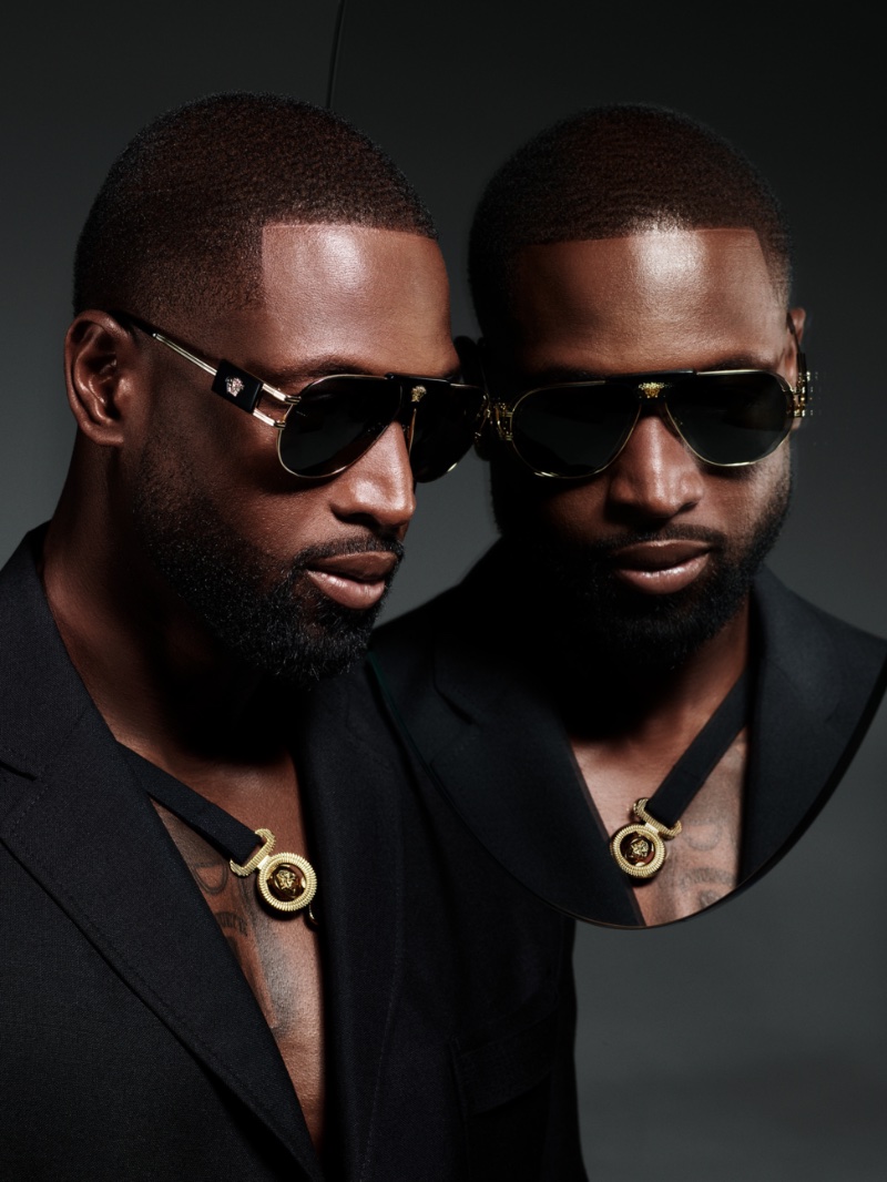 A suave vision, Dwyane Wade appears in Versace's spring 2023 eyewear campaign, wearing the brand's VE2252 sunglasses. » Dwyane Wade is the Star of Versace's Eyewear Campaign A suave vision, Dwyane Wade appears in Versace's spring 2023 eyewear campaign, wearing the brand's VE2252 sunglasses.