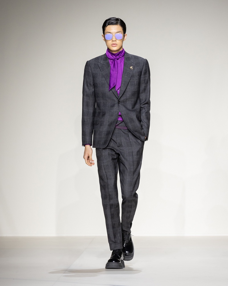 Emporio Armani Men's Fall/Winter 2023 Collection Runway