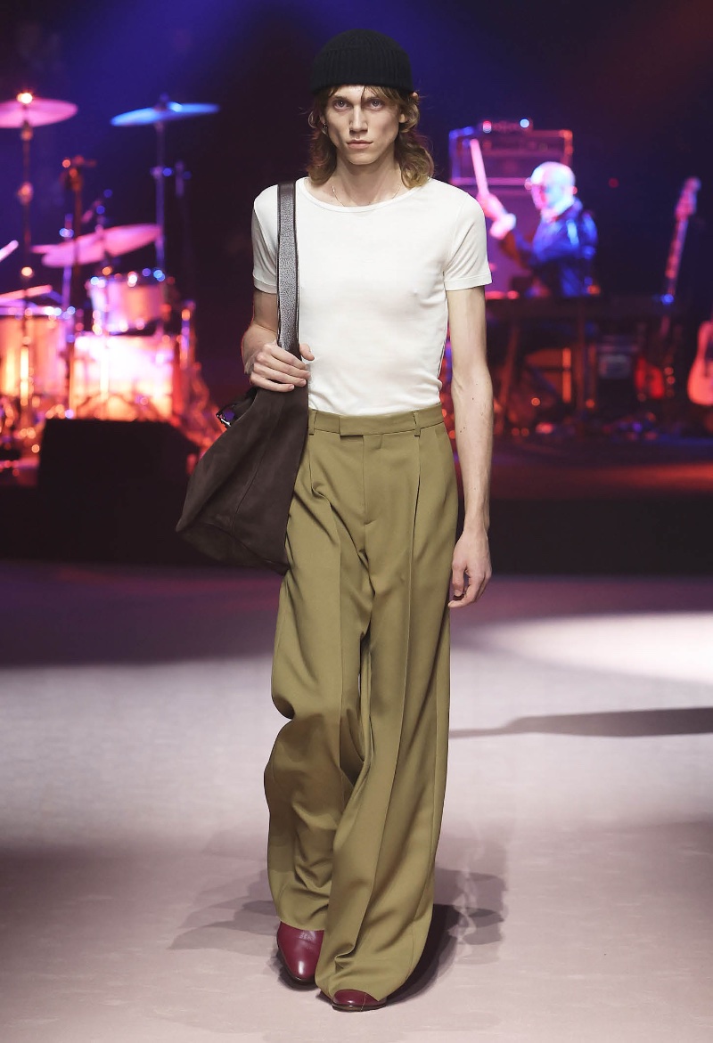 » Gucci Anchors the Craft of Individual Expression Gucci Men Fall Winter 2023 Collection Runway 001