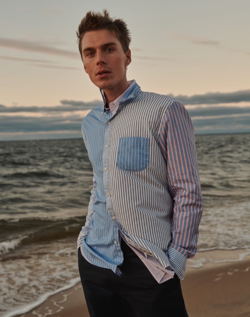 Hitting the beach, Pero Šimić models a mixed stripe Secret Wash shirt from J.Crew. 