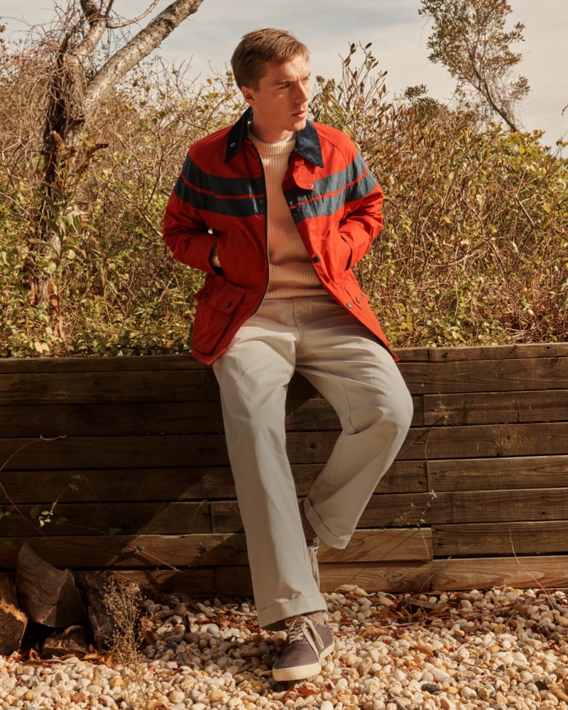 Pero Šimić wears a Barbour x J.Crew Bedale jacket with Giant-fit chinos. » J.Crew Launches a Timeless Collection for Early Spring Pero Šimić wears a Barbour x J.Crew Bedale jacket with Giant-fit chinos.