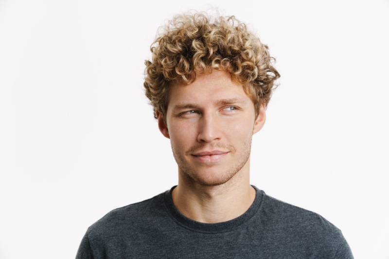 Man Curly Blond Hair » The Best Shampoo for Men's Curly Hair: Hydrating & Cleansing Man Curly Blond Hair