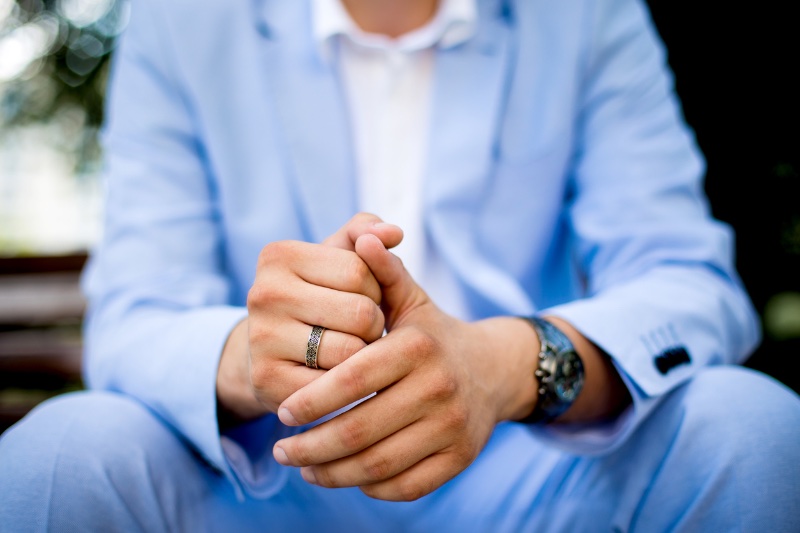 Man Wedding Band Right Hand » Breaking with Tradition: How Men Are Wearing Their Wedding Rings Man Wedding Band Right Hand