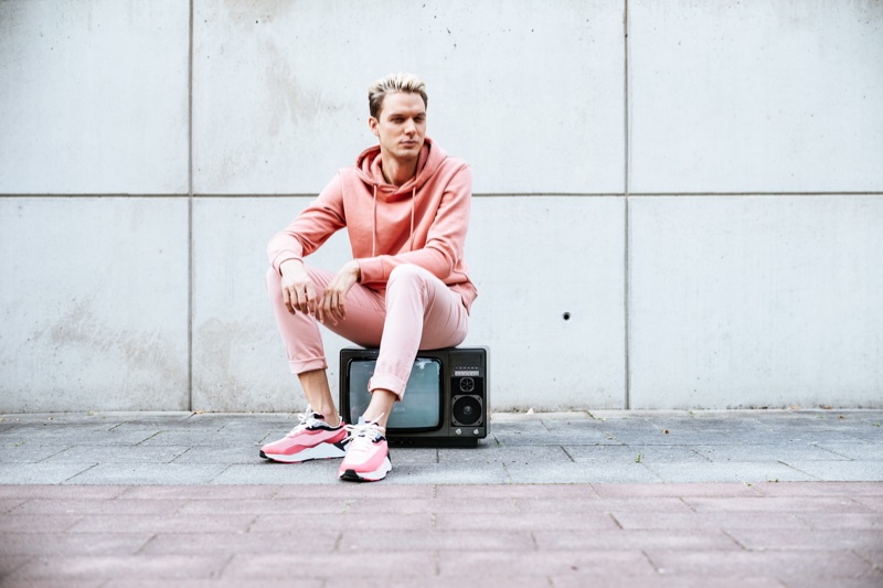 Casual pink outfit men » 9 Pink Outfits for Men from Casual to Formal Casual pink outfit men