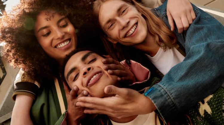Casual style takes the spotlight for Scotch & Soda's initial spring 2023 arrivals.