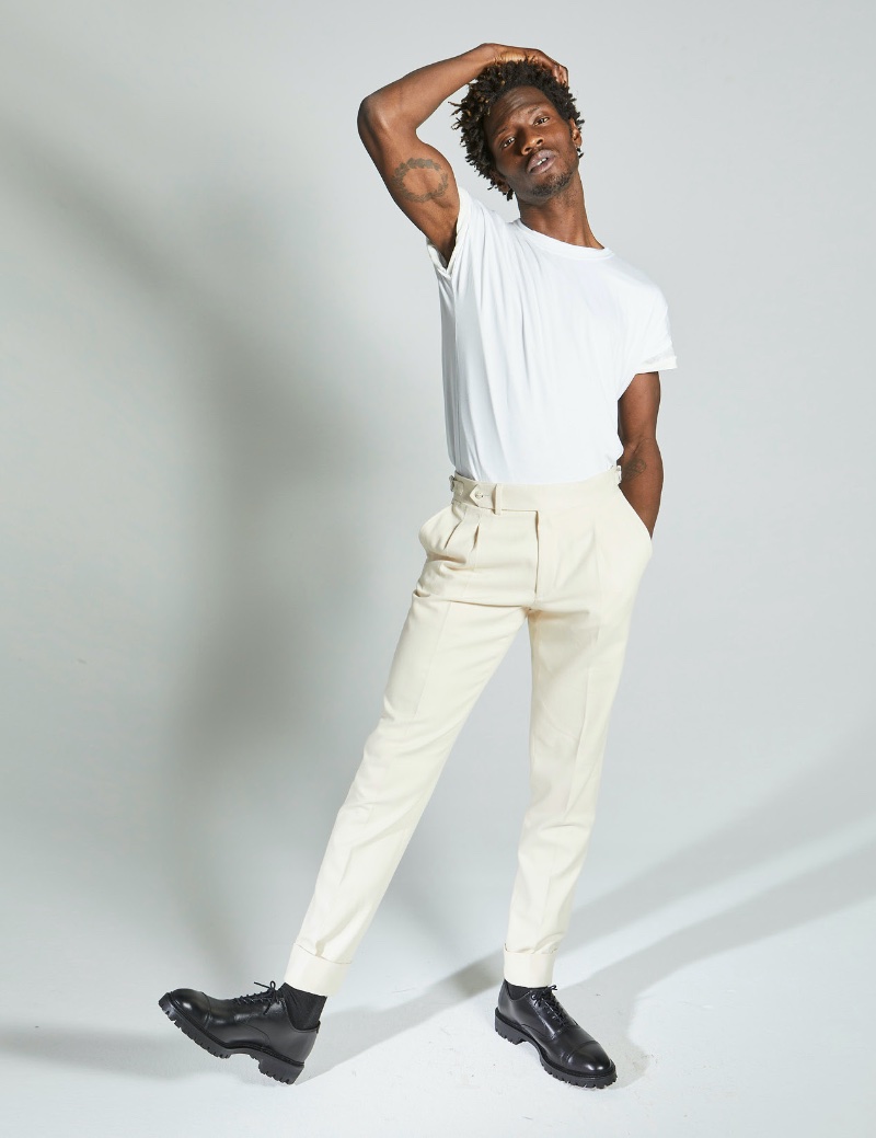 » Step into Style: Allen Edmonds Spring '23 Campaign Allen Edmonds Spring 2023 Adonis Bosso 001