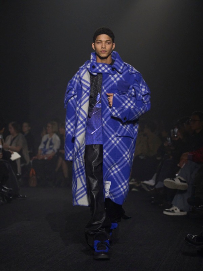 ESCAPES Burberry Autumn/Winter 2021 Menswear Collection — SSI Life