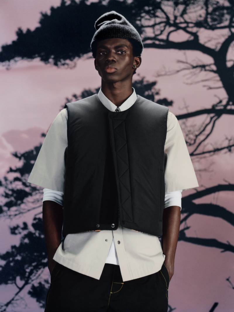 Ottawa Kwami rocks a workwear-inspired look from the COS x YEBOAH Metamorphosis collection. » COS & YEBOAH Unite for Metamorphosis Collection Ottawa Kwami rocks a workwear-inspired look from the COS x YEBOAH Metamorphosis collection.