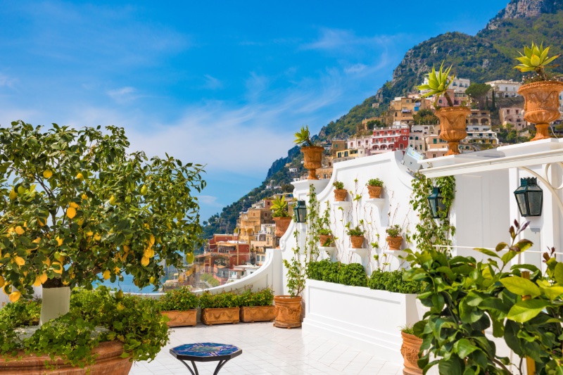 Francos Bar Positano Italy Luxury Destination Travel » Bellissima Italia: Luxurious Fashion & Travel Spots in Italy Francos Bar Positano Italy Luxury Destination Travel