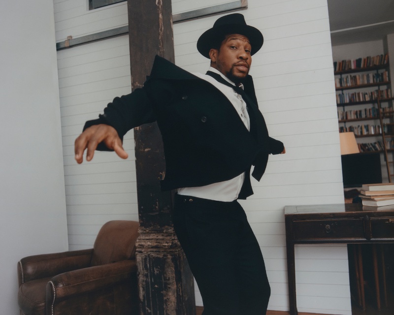 Going formal, Jonathan Majors is pictured in a Gabriela Hearst double-breasted blazer with a Brioni dress shirt, and Brunello Cucinelli tie. » Jonathan Majors Shines in Mr Porter Shoot, Talks New Films Going formal, Jonathan Majors is pictured in a Gabriela Hearst double-breasted blazer with a Brioni dress shirt, and Brunello Cucinelli tie.