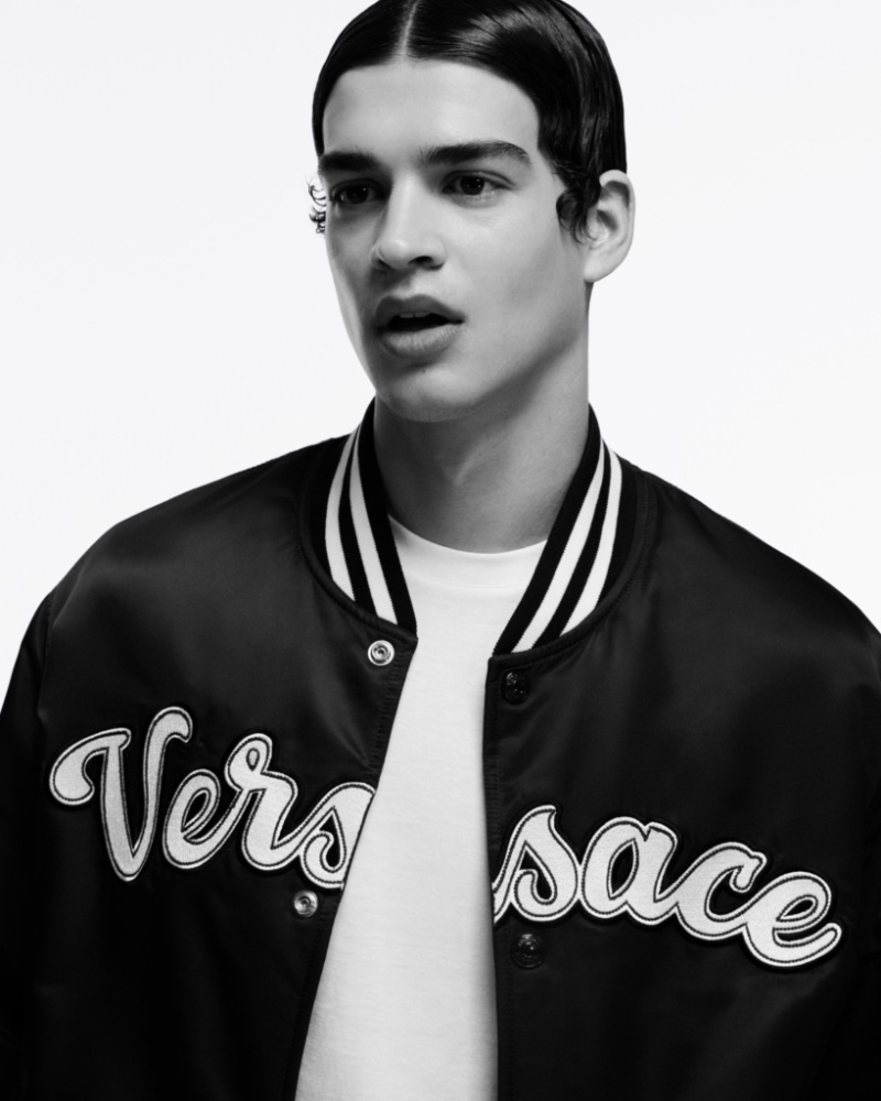 Andreas Athanasopoulos Versace Varsity Nylon Bomber Jacket Men » Versace's Bold Reinvention of Classics: The Must-Have Essentials Andreas Athanasopoulos Versace Varsity Nylon Bomber Jacket Men