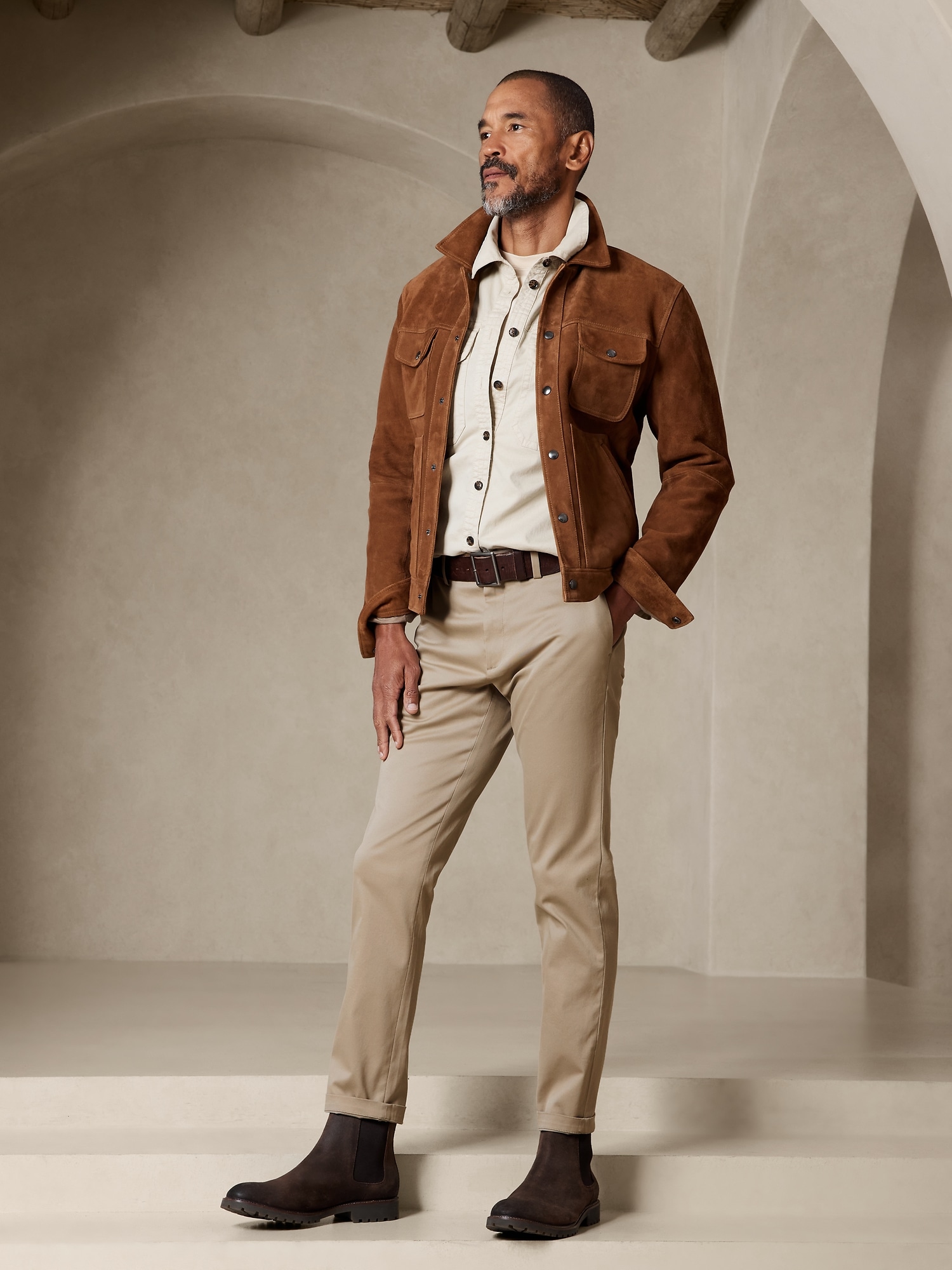 Banana Republic SLIM RAPID MOVEMENT CHINO » Chino Pants for Men: Style Tips & Outfit Ideas Banana Republic SLIM RAPID MOVEMENT CHINO