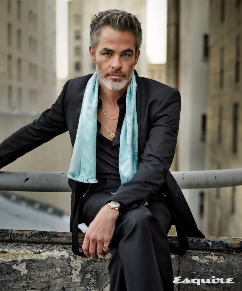 Chris Pine Photoshoot 2023 Esquire Dolce Gabbana Suit » Chris Pine Covers Esquire, Dishes on Evolution of Career Chris Pine Photoshoot 2023 Esquire Dolce Gabbana Suit