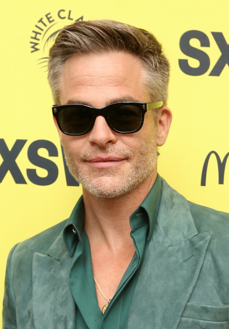 Chris Pine Sunglasses » Chris Pine's Emerald Moment: A Bally Fashion Statement at SXSW Chris Pine Sunglasses
