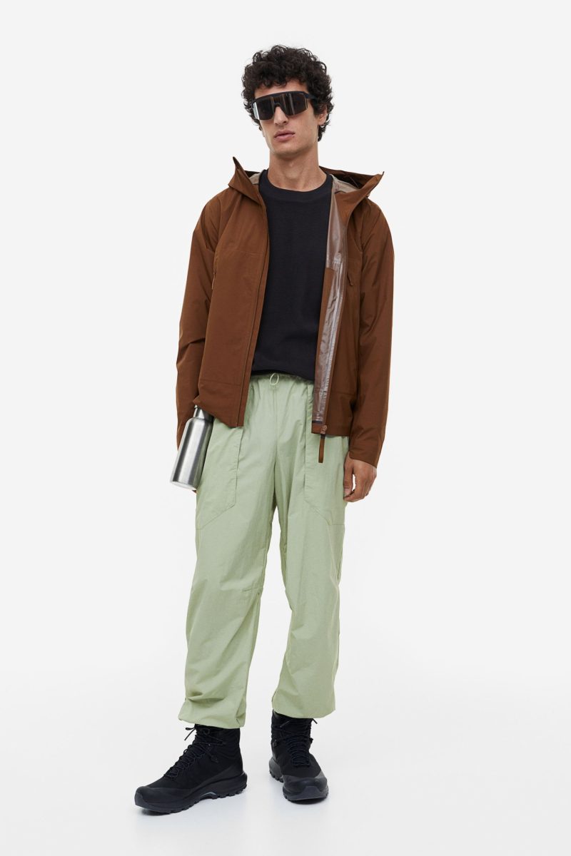 H&M Water-repellent Nylon Sports Joggers » H&M Move Outdoor Collection: Adventure Meets Chic Style H&M Water-repellent Nylon Sports Joggers