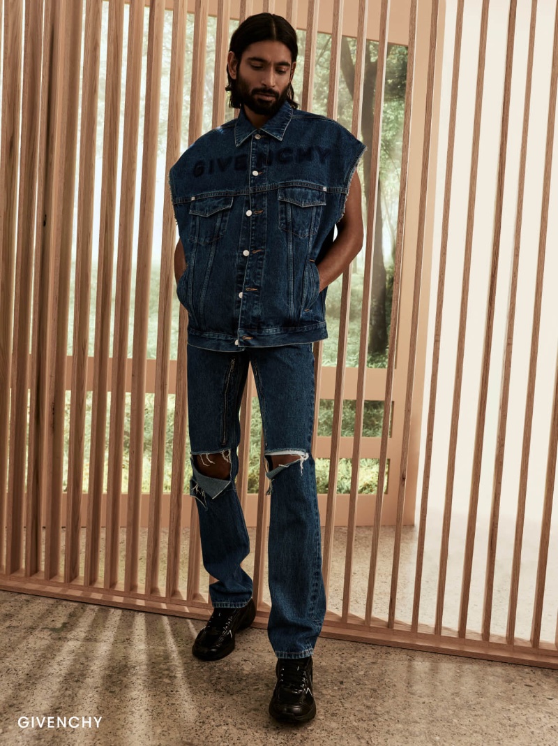 Givenchy Denim Menswear Spring 2023 Holt Renfrew Himanshu Bhati Model » Holt Renfrew Embraces a New Utility for Spring Givenchy Denim Menswear Spring 2023 Holt Renfrew Himanshu Bhati Model
