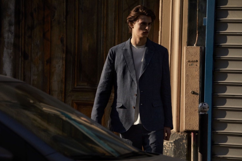» Mark Vanderloo Jr. Dons New Spring Fashions for Massimo Dutti Mark Vanderloo Jr 2023 Massimo Dutti 005