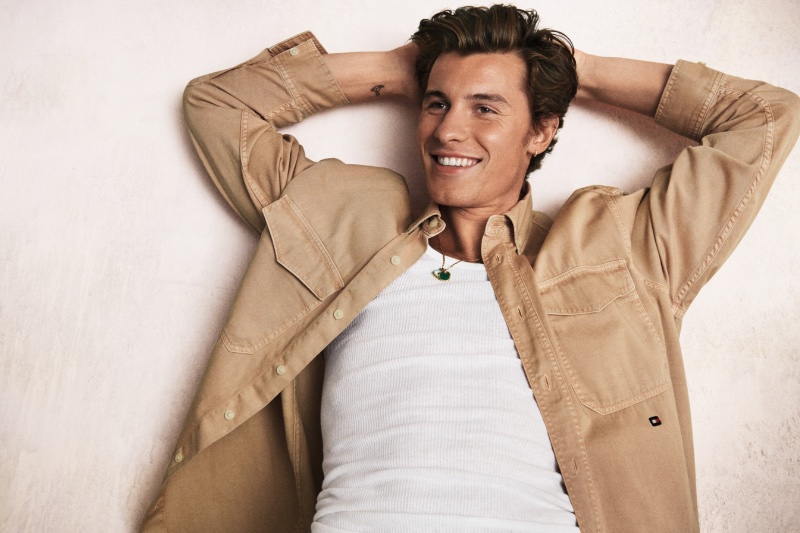 Shawn Mendes Smiling Tommy Hilfiger Classics Reborn Spring 2023 » Tommy Hilfiger x Shawn Mendes Return: The Classics Reborn Shawn Mendes Smiling Tommy Hilfiger Classics Reborn Spring 2023