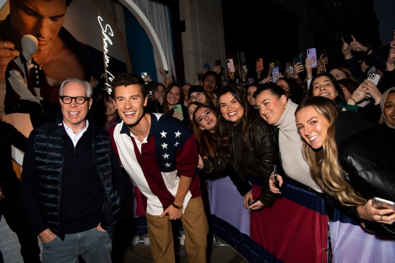 Shawn Mendes Tommy x Shawn Crowd » Shawn Mendes & Tommy HIlfiger Take Over London Shawn Mendes Tommy x Shawn Crowd