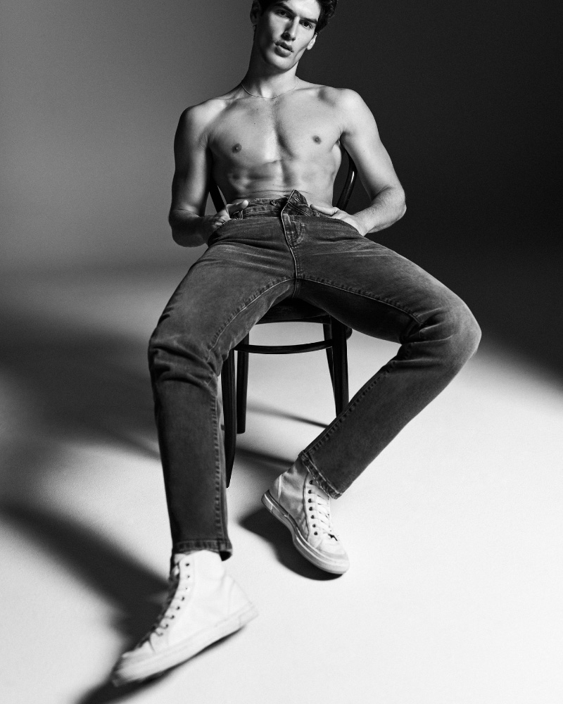 » Denim Dreams Come True with New Superdry Campaign Superdry Denim Campaign 2023 001