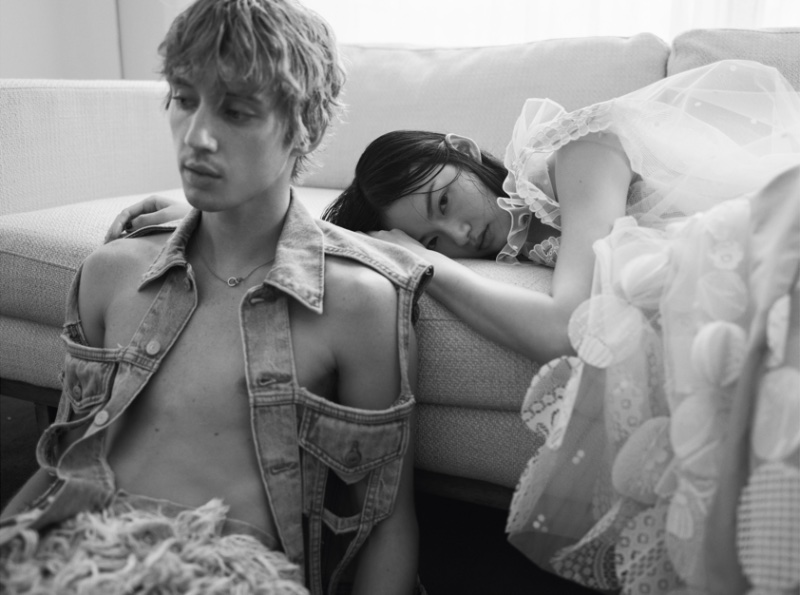 Troye Sivan He Cong V China 2023 Marlene Hase Shirt Jsenia Schnaider by DL1961 Jeans Cartier Necklace » Troye Sivan Stars in V China Premier Cover Shoot Troye Sivan He Cong V China 2023 Marlene Hase Shirt Jsenia Schnaider by DL1961 Jeans Cartier Necklace