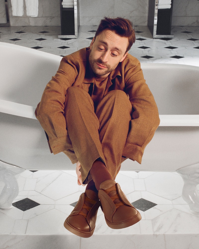 Zegna Campaign 2023 Kieran Culkin » Kieran Culkin Takes the Spotlight in Zegna Triple Stitch Sneakers Zegna Campaign 2023 Kieran Culkin