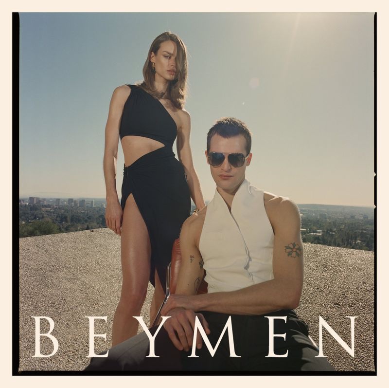 Birgit Kos and Parker van Noord front Beymen's spring-summer 2023 campaign. 