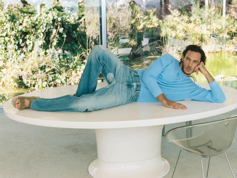 A relaxed vision, Pierre-Benoit Talbourdet sports a Closed sweater with jeans and sandals.