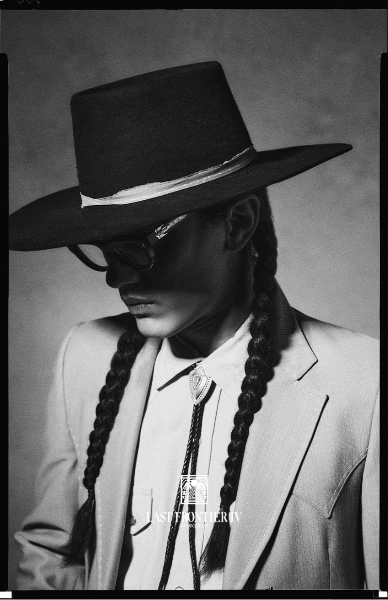 Model Cherokee Jack sports Jacques Marie Mage's The Pinedale Sunglasses. » Jacques Marie Mage's Old West-Inspired Eyewear Model Cherokee Jack sports Jacques Marie Mage's The Pinedale Sunglasses.
