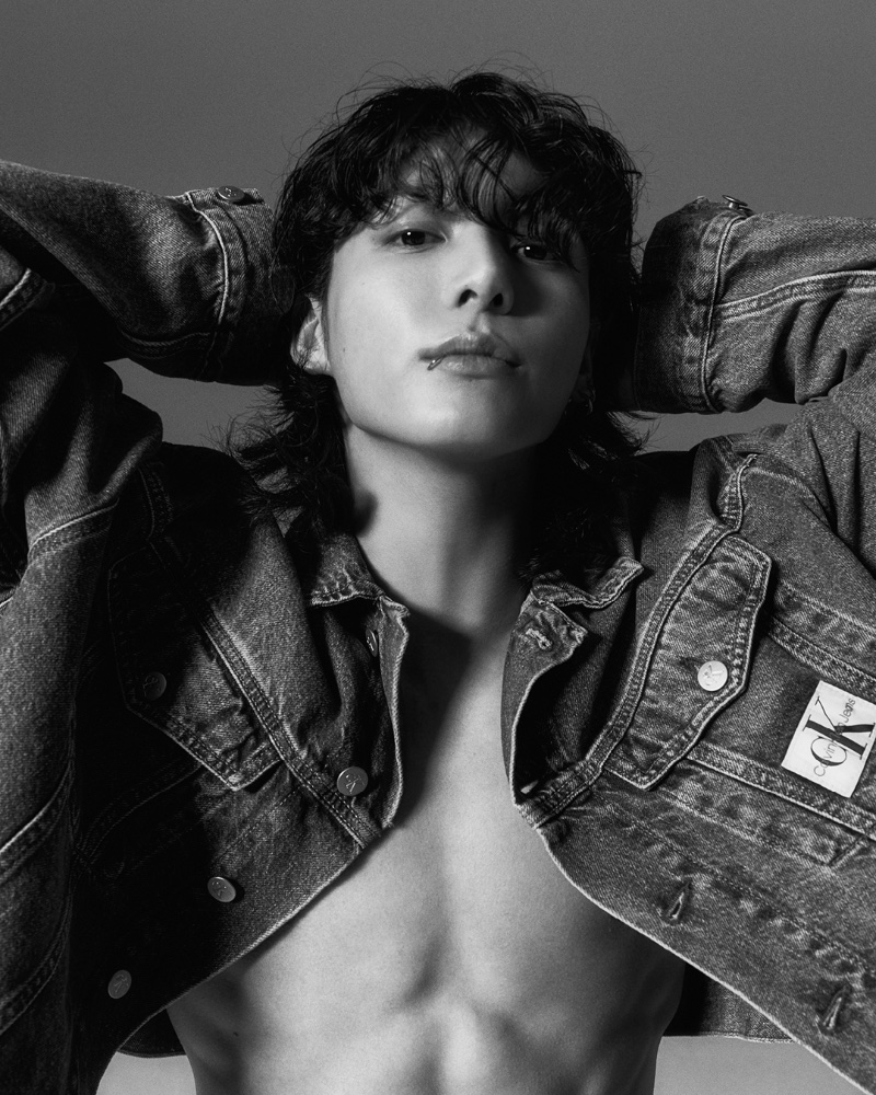 » Jung Kook Shines as Calvin Klein's New Campaign Star Jung Kook Calvin Klein Jeans Spring Summer 2023 Campaign 002