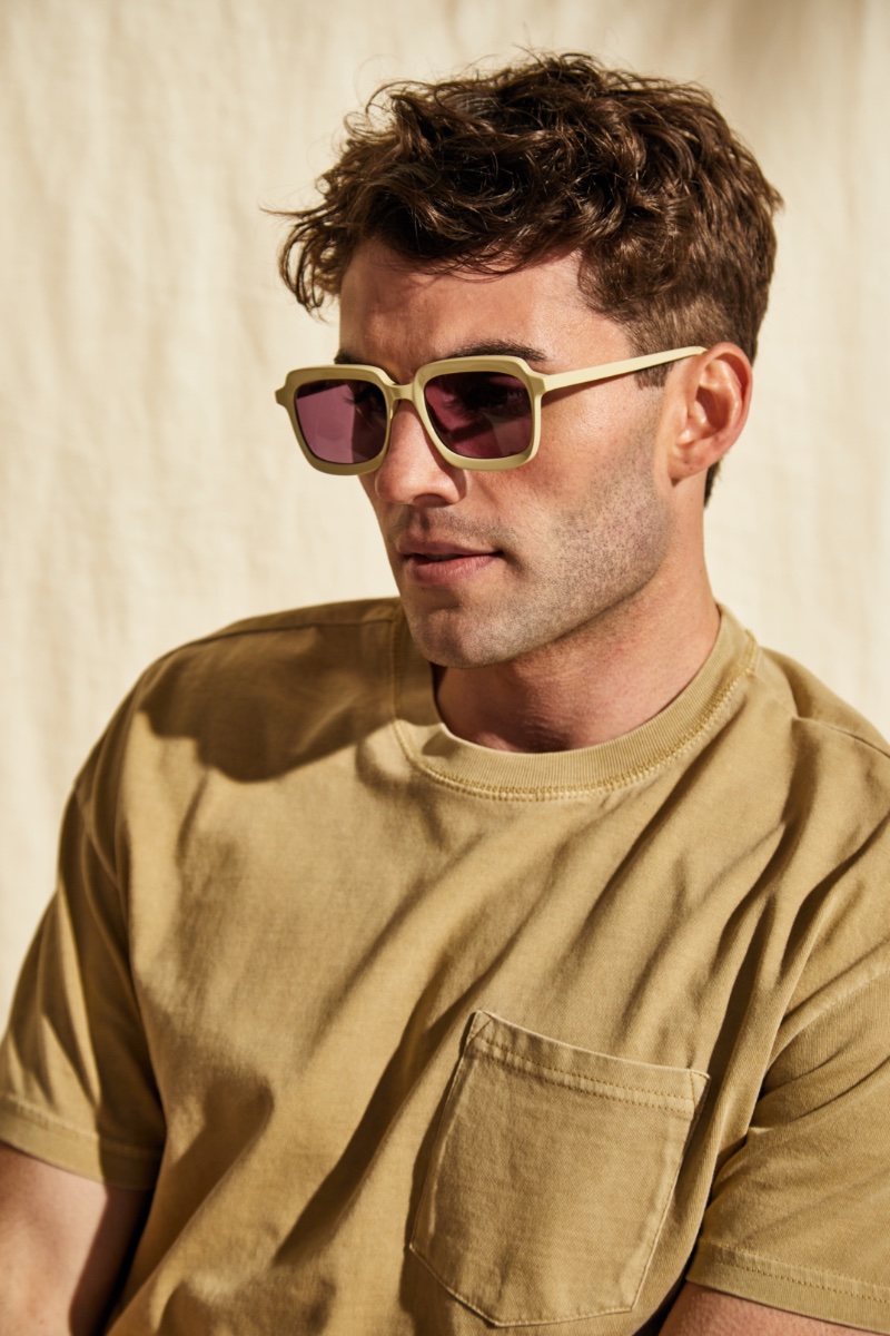 Paradigm's Filipe sunglasses brighten up the season with its bold frames. 