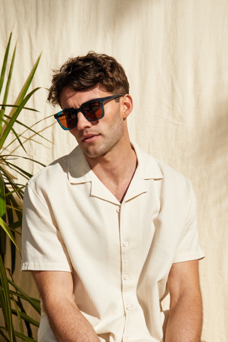 Translucent shades are all the rage with Paradigm's oversized Julian sunglasses. 