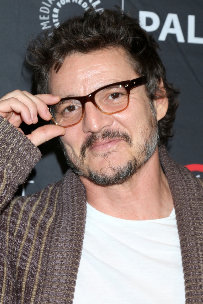Pedro Pascal wears Black Eyewear's Bailey glasses in Two Tone Brown at 2023 PaleyFest.