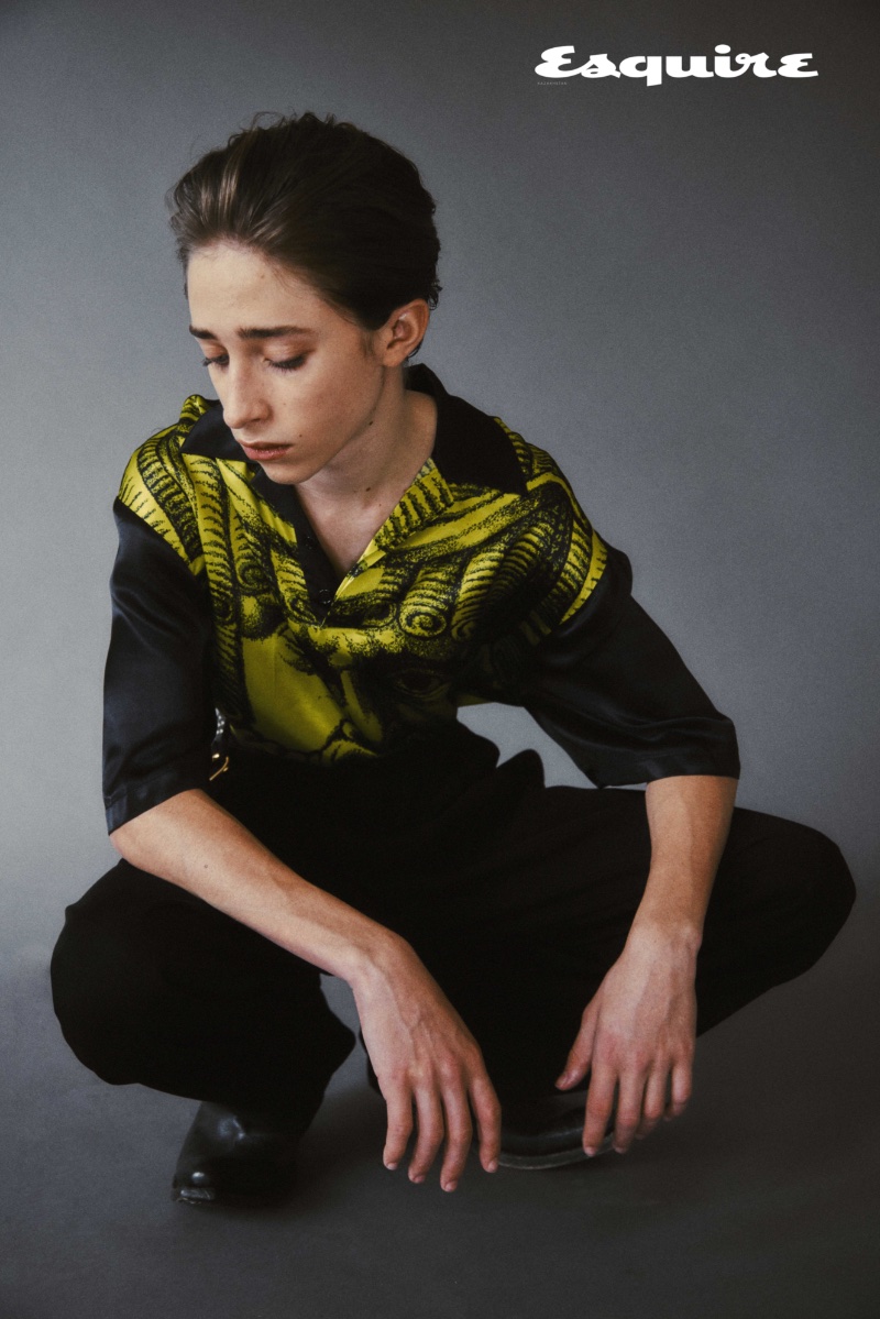 Hitting the photo studio, Raphael Luce wears a Versace look with Prada boots. » Raphael Luce Brings His Fashion A-Game for Esquire Kazakhstan Hitting the photo studio, Raphael Luce wears a Versace look with Prada boots.