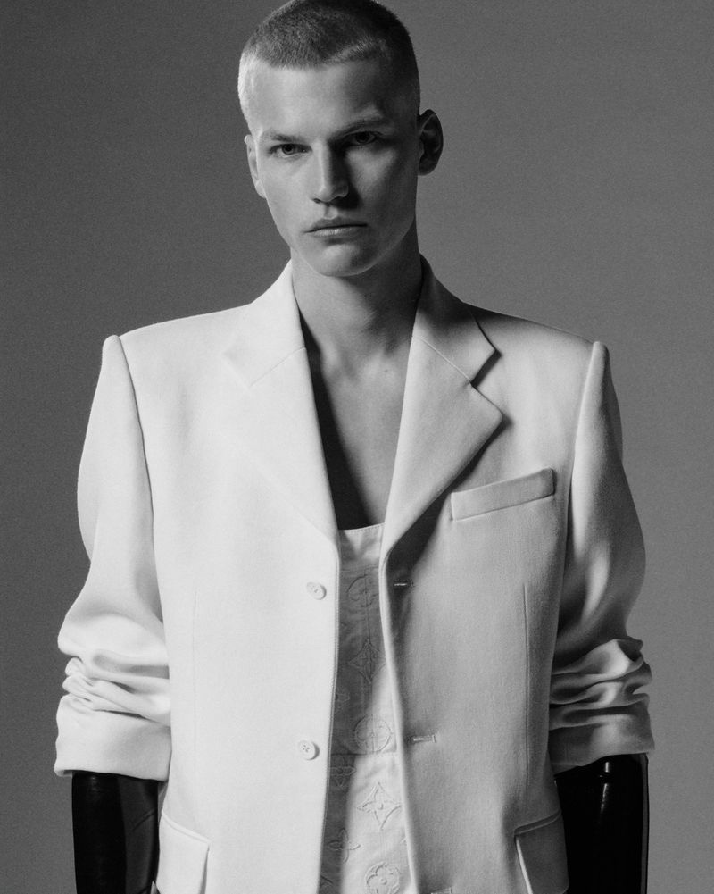 » Timo Pan Dons White & Black Fashions for Numéro Netherlands Timo Pan Numero Netherlands Editorial 2023 005