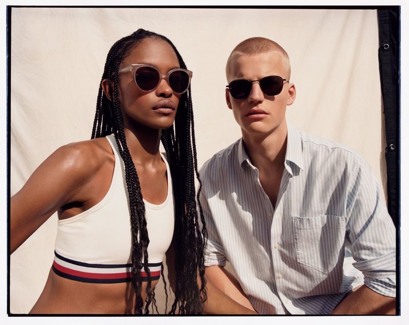 Adele Ruboneka  andTimo Pan don modern sunglasses for Tommy Hilfiger's spring-summer 2023 accessories campaign.