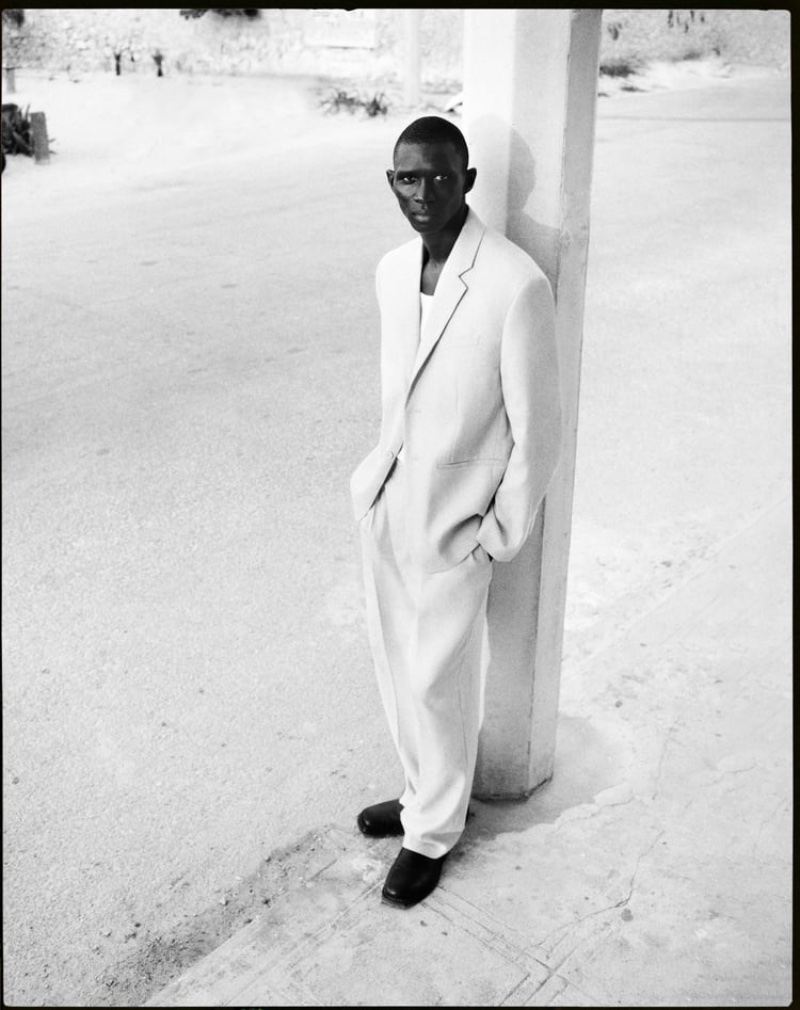 Portuguese model Fernando Cabral dons linen tailoring. 