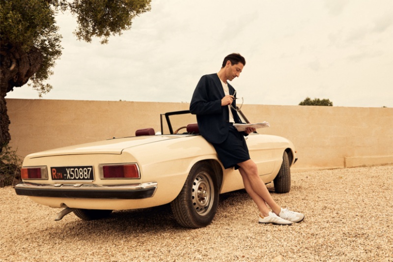 » Adrien Brody Takes to Italy for Kith Summer 2023 Campaign Adrien Brody Kith Summer 2023 Campaign 001